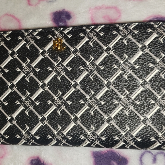 Ralph Lauren Handbags - Ralph Lauren Wallet
